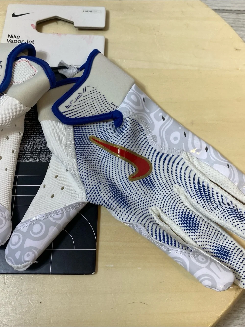Nike Vapor Jet 8.0 Youth Football Gloves Size L / YL White Blue Red NWT